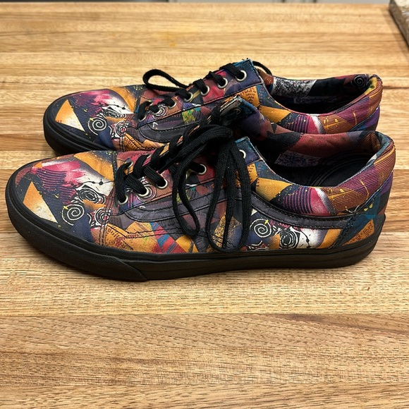 Vans Old Skool, Abstract, Size 13 - Picture 2 of 6